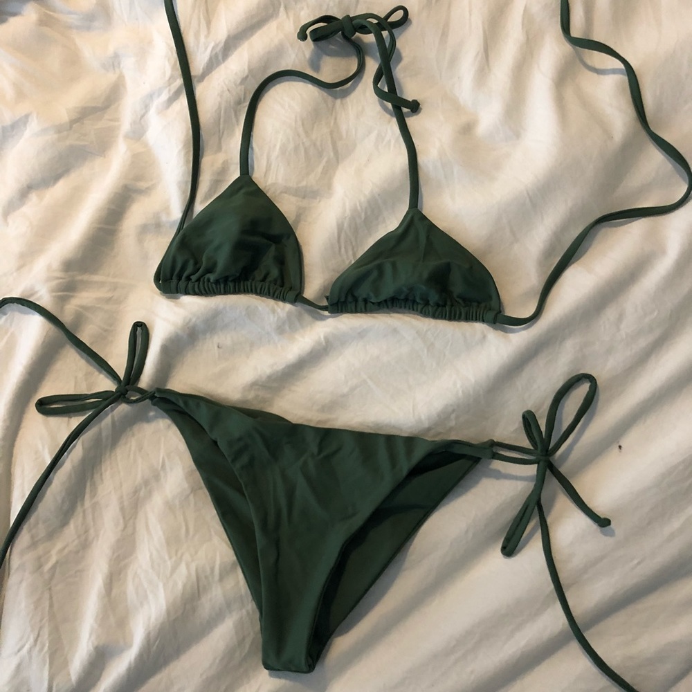 Green 2 piece string bikini